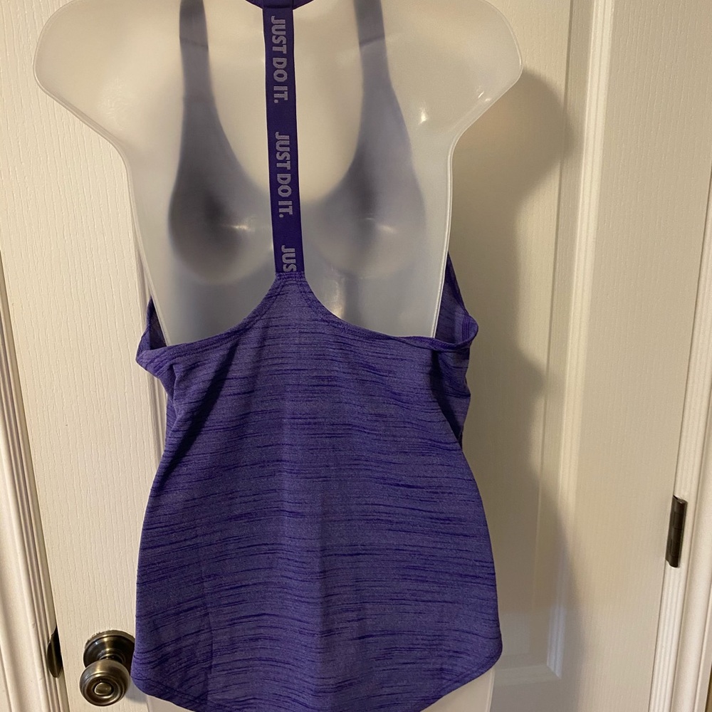 Nike Ladies Tank Top. Purple. Small. Dry-fit.
